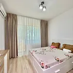 In Apartman *